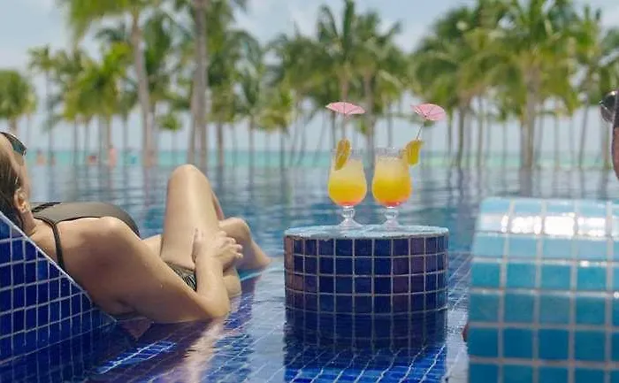 Barcel Maya Riviera - Adul...